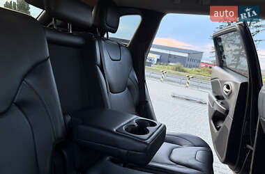Позашляховик / Кросовер Jeep Cherokee 2015 в 