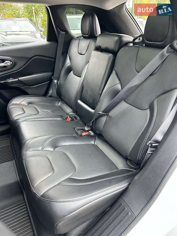 Позашляховик / Кросовер Jeep Cherokee 2021 в Сумах фото 22 Позашляховик / Кросовер Jeep Cherokee 2021 в Сумах