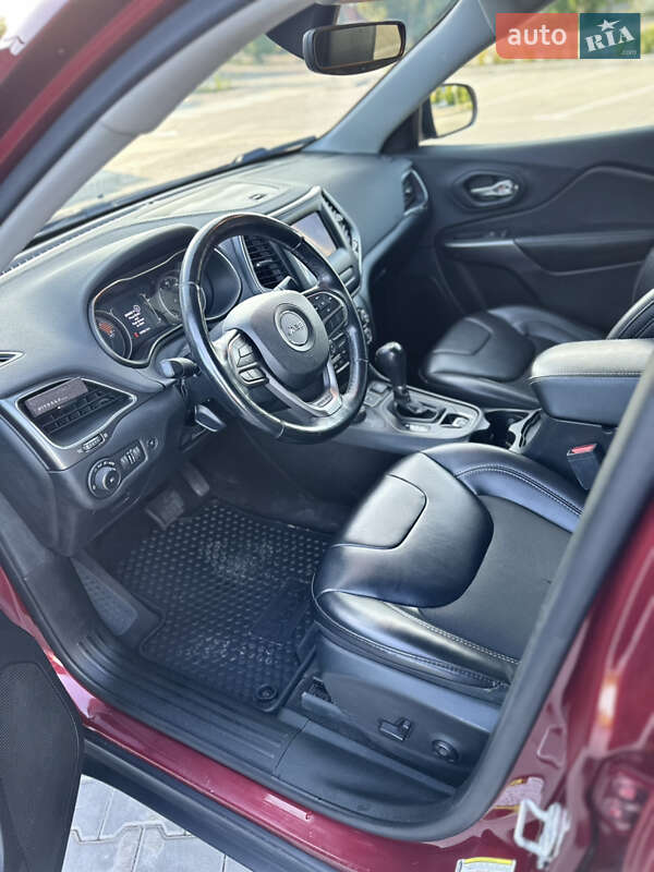 Позашляховик / Кросовер Jeep Cherokee 2018 в Хмельницькому