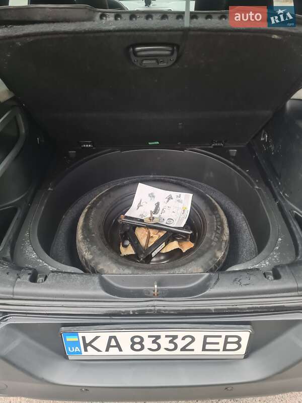 Внедорожник / Кроссовер Jeep Cherokee 2014 в Киеве фото 15 Внедорожник / Кроссовер Jeep Cherokee 2014 в Киеве