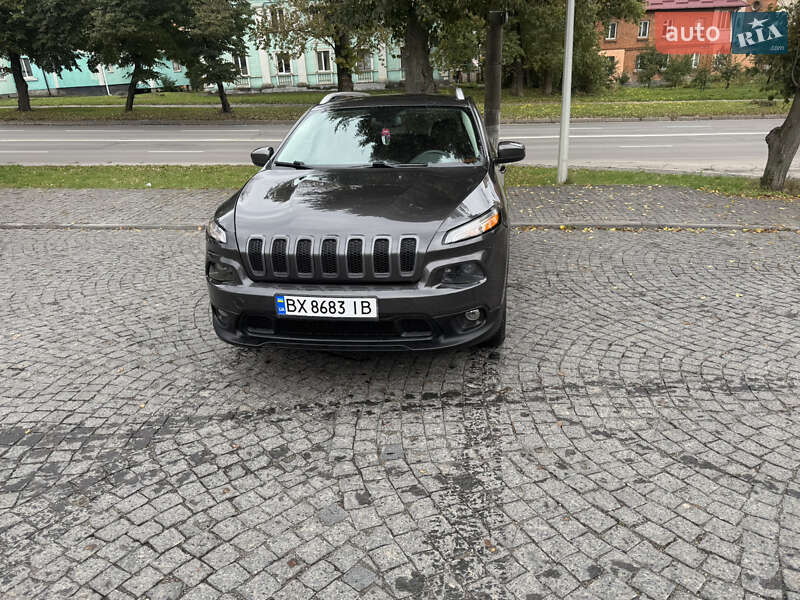 Позашляховик / Кросовер Jeep Cherokee 2016 в Любарі