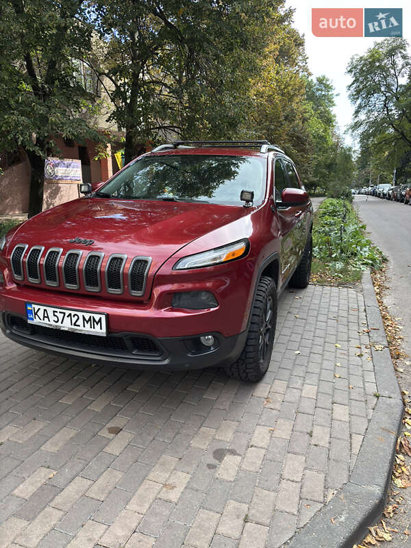 Внедорожник / Кроссовер Jeep Cherokee 2014 в Киеве