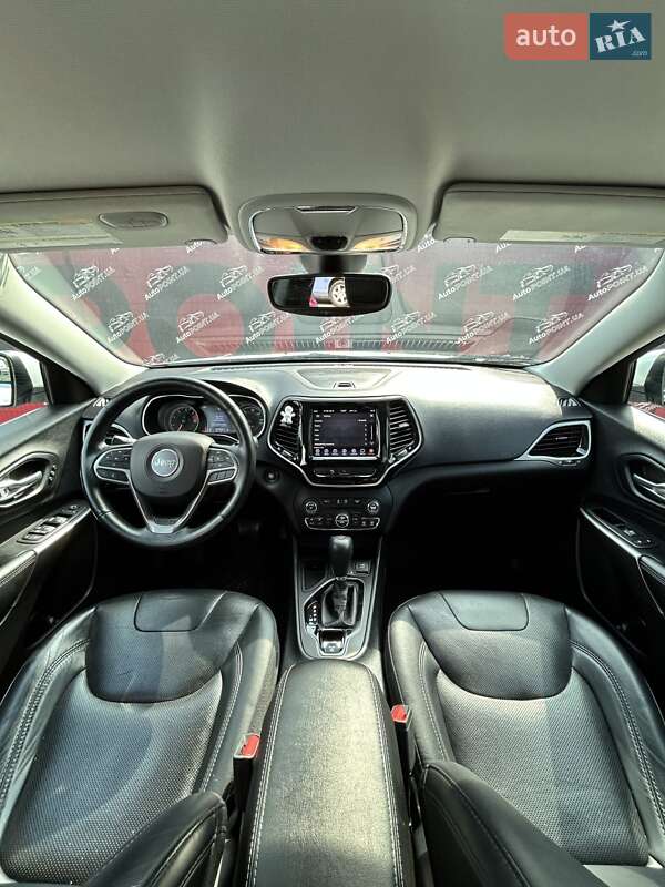 Позашляховик / Кросовер Jeep Cherokee 2018 в Сумах