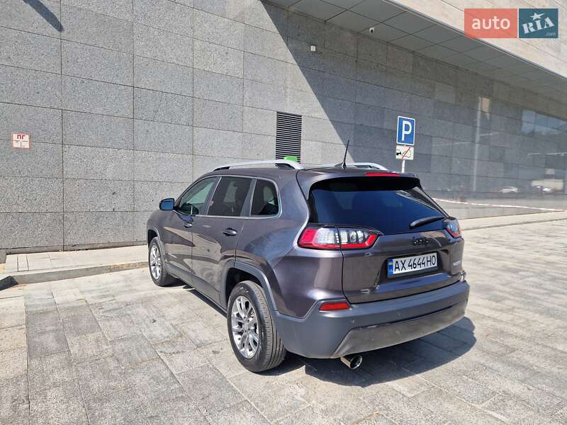 Внедорожник / Кроссовер Jeep Cherokee 2018 в Харькове