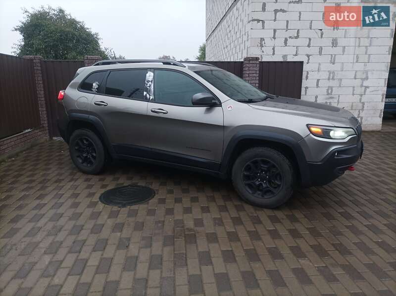 Позашляховик / Кросовер Jeep Cherokee 2020 в Гостомелі фото 8 Позашляховик / Кросовер Jeep Cherokee 2020 в Гостомелі