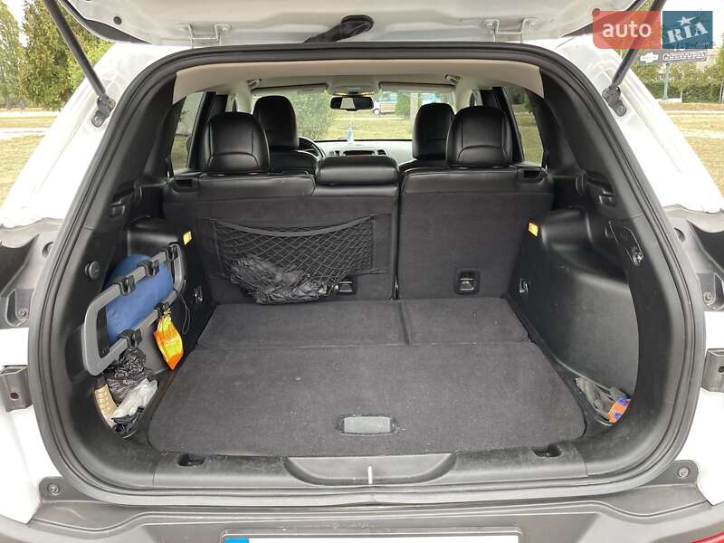 Позашляховик / Кросовер Jeep Cherokee 2016 в Кременчуці фото 10 Позашляховик / Кросовер Jeep Cherokee 2016 в Кременчуці