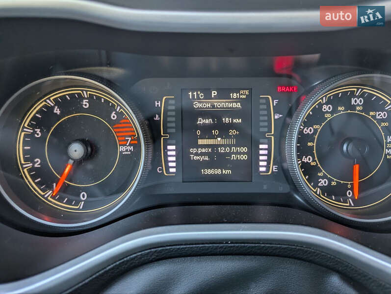 Внедорожник / Кроссовер Jeep Cherokee 2017 в Виннице