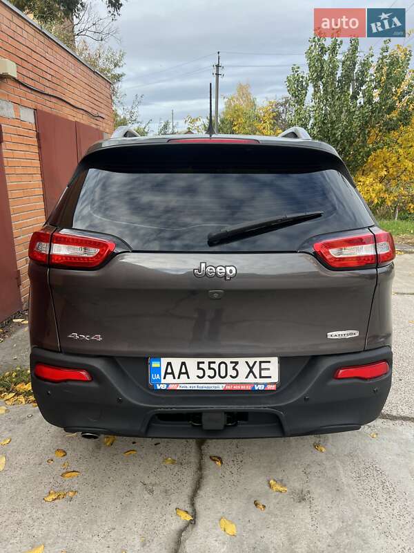Позашляховик / Кросовер Jeep Cherokee 2017 в Броварах фото 16 Позашляховик / Кросовер Jeep Cherokee 2017 в Броварах