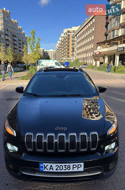 Внедорожник / Кроссовер Jeep Cherokee 2016 в 