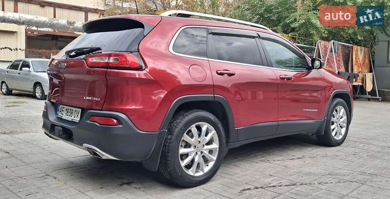Внедорожник / Кроссовер Jeep Cherokee 2016 в Днепре
