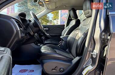 Внедорожник / Кроссовер Jeep Cherokee 2018 в 