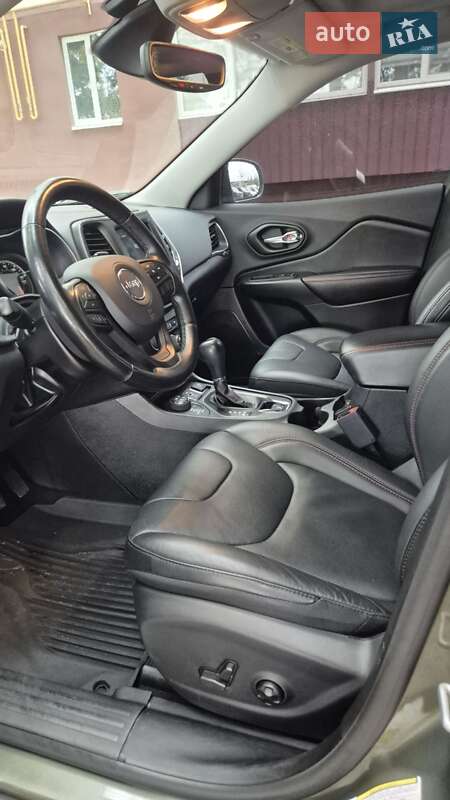 Внедорожник / Кроссовер Jeep Cherokee 2021 в Полтаве фото 28 Внедорожник / Кроссовер Jeep Cherokee 2021 в Полтаве