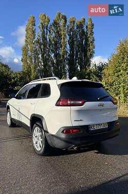 Внедорожник / Кроссовер Jeep Cherokee 2017 в 