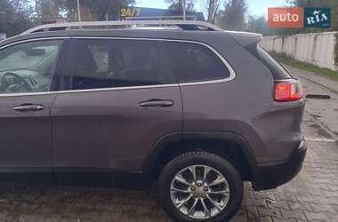 Внедорожник / Кроссовер Jeep Cherokee 2018 в 