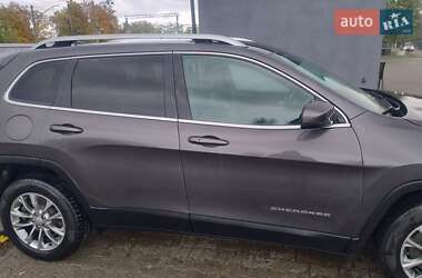 Внедорожник / Кроссовер Jeep Cherokee 2018 в 