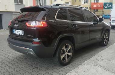 Внедорожник / Кроссовер Jeep Cherokee 2019 в 