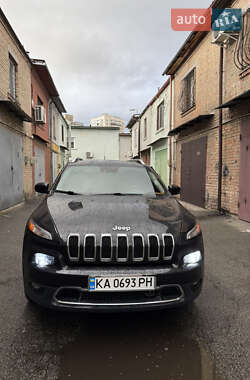 Внедорожник / Кроссовер Jeep Cherokee 2014 в 