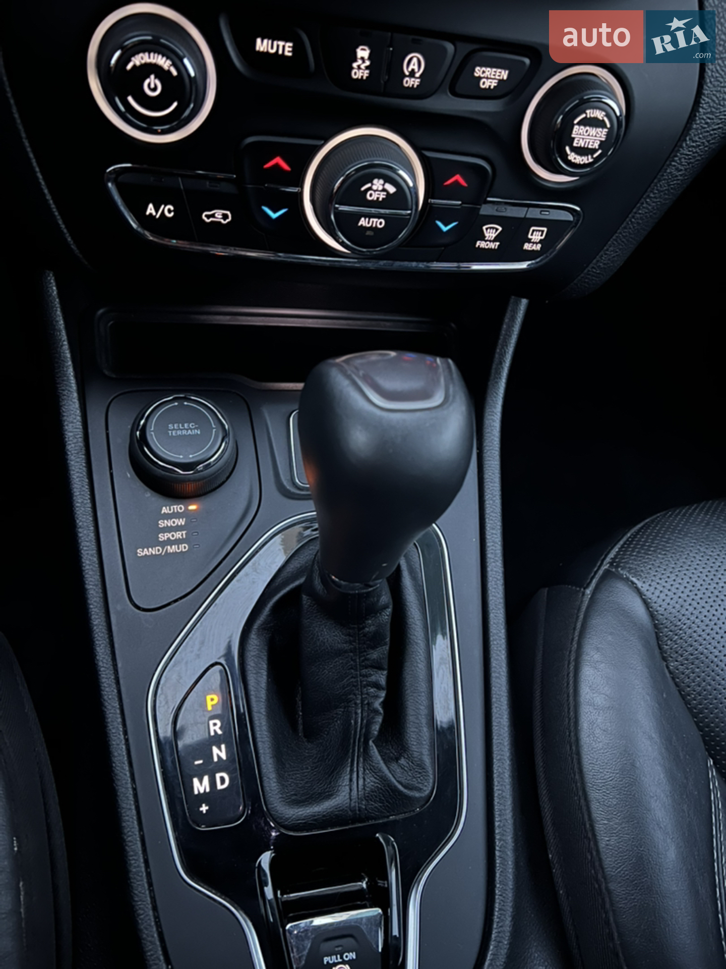 2020 Jeep Cherokee - мініатюра 3
