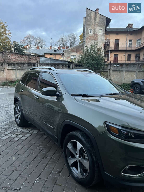 Внедорожник / Кроссовер Jeep Cherokee 2020 в Ивано-Франковске