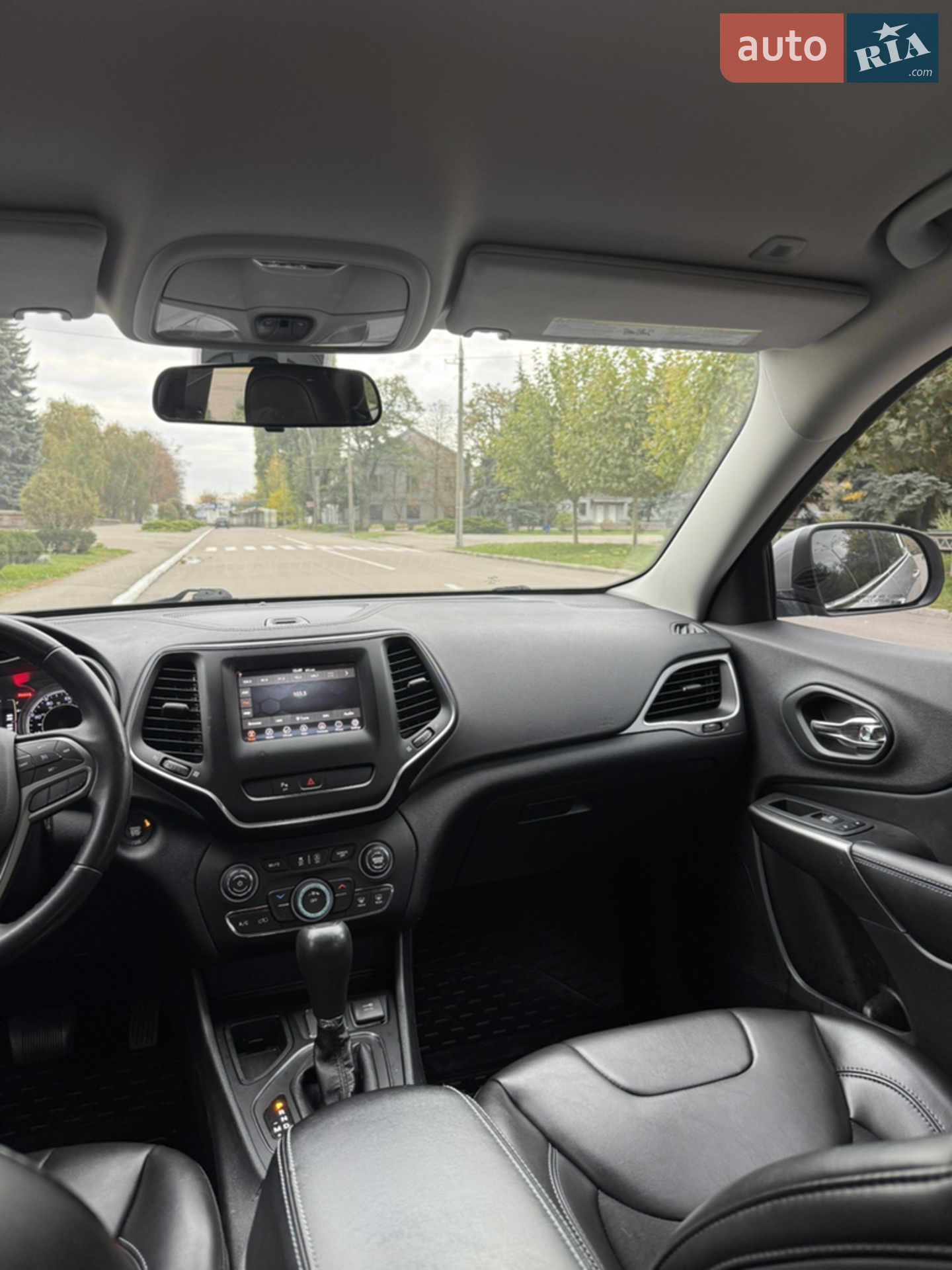 2018 Jeep Cherokee - мініатюра 10