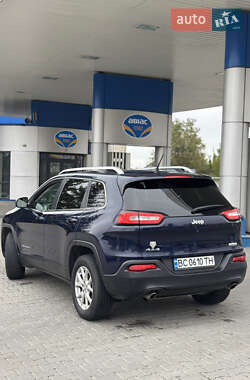 Внедорожник / Кроссовер Jeep Cherokee 2014 в 