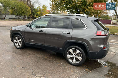 Внедорожник / Кроссовер Jeep Cherokee 2021 в 