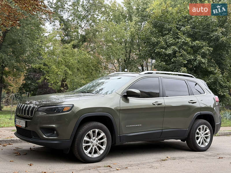 Внедорожник / Кроссовер Jeep Cherokee 2018 в Киеве