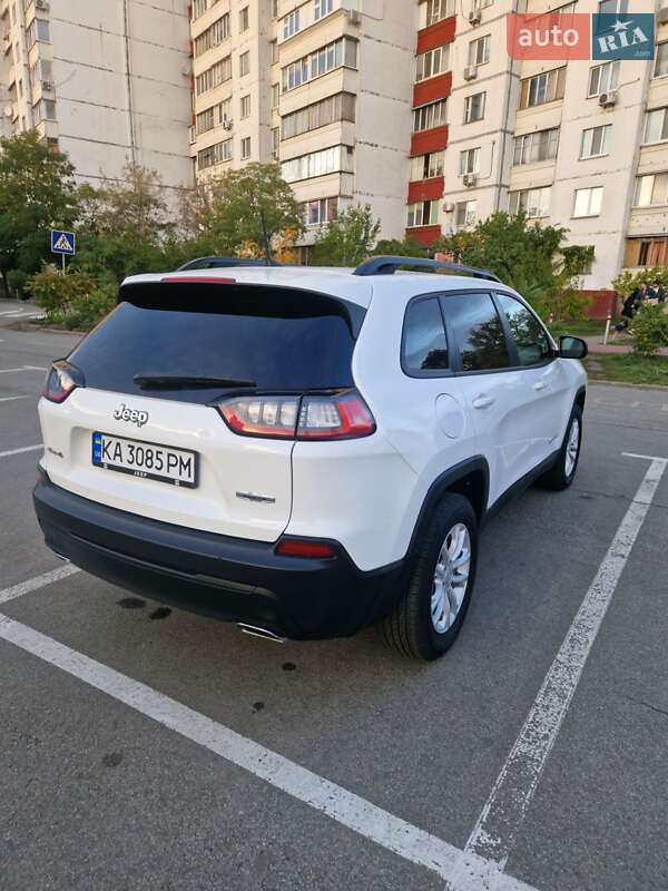 Внедорожник / Кроссовер Jeep Cherokee 2022 в Киеве