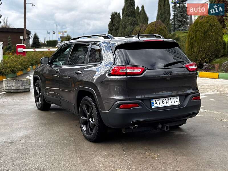 Позашляховик / Кросовер Jeep Cherokee 2015 в Івано-Франківську фото 47 Позашляховик / Кросовер Jeep Cherokee 2015 в Івано-Франківську