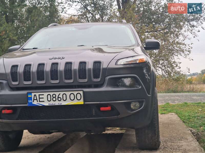 Внедорожник / Кроссовер Jeep Cherokee 2017 в Днепре фото 6 Внедорожник / Кроссовер Jeep Cherokee 2017 в Днепре