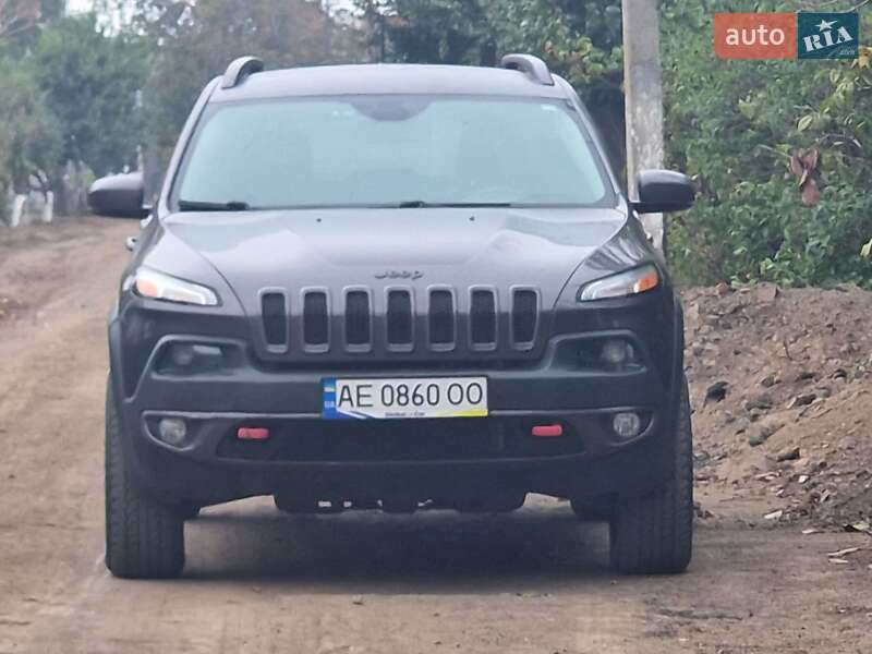 Внедорожник / Кроссовер Jeep Cherokee 2017 в Днепре фото 11 Внедорожник / Кроссовер Jeep Cherokee 2017 в Днепре
