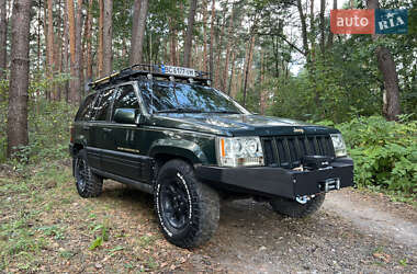 Внедорожник / Кроссовер Jeep Cherokee 1996 в 