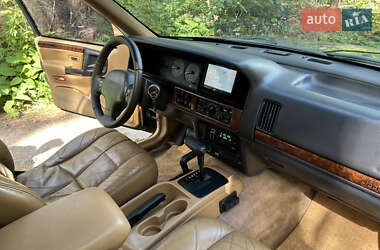 Внедорожник / Кроссовер Jeep Cherokee 1996 в 