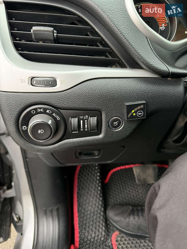 Внедорожник / Кроссовер Jeep Cherokee 2016 в Киеве фото 20 Внедорожник / Кроссовер Jeep Cherokee 2016 в Киеве