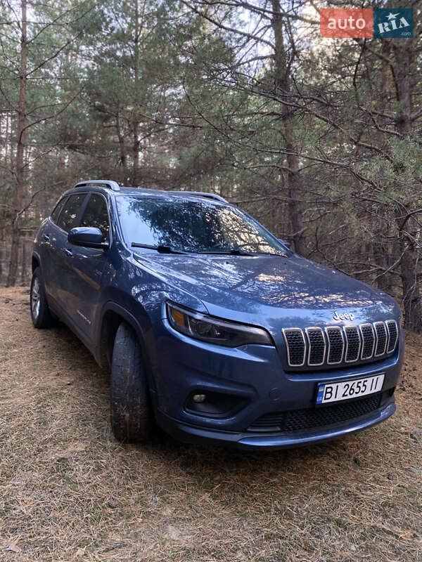 Внедорожник / Кроссовер Jeep Cherokee 2019 в Полтаве