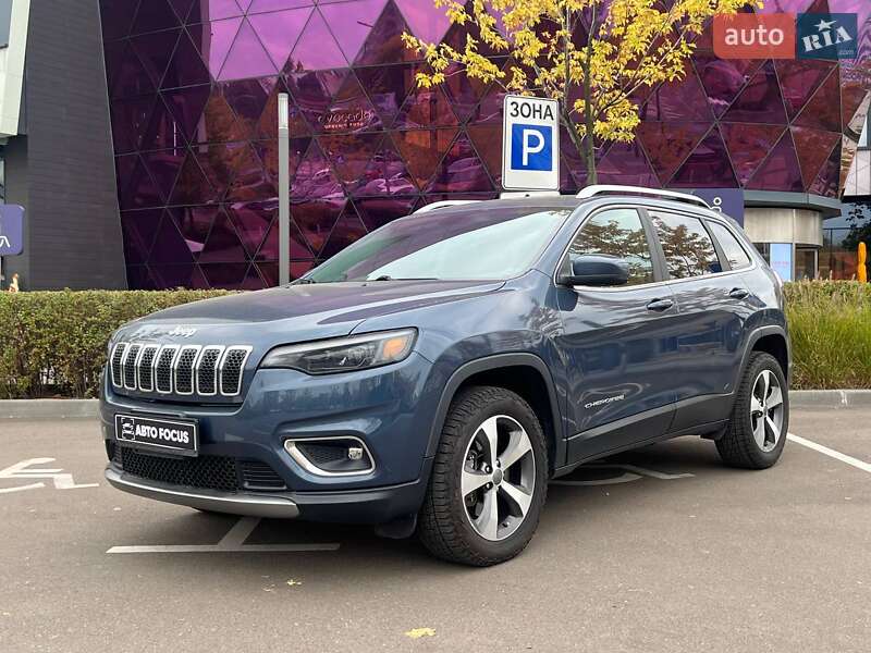 Внедорожник / Кроссовер Jeep Cherokee 2020 в Киеве