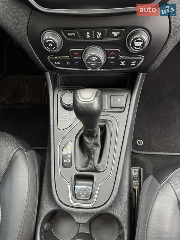 Позашляховик / Кросовер Jeep Cherokee 2020 в Івано-Франківську