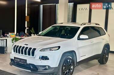 Внедорожник / Кроссовер Jeep Cherokee 2016 в 