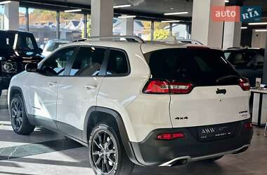 Внедорожник / Кроссовер Jeep Cherokee 2016 в 