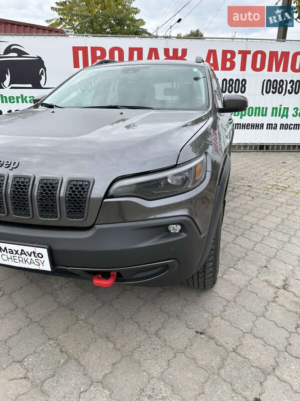 Внедорожник / Кроссовер Jeep Cherokee 2019 в Черкассах