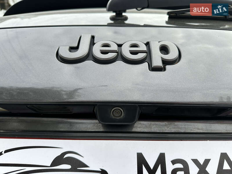 Внедорожник / Кроссовер Jeep Cherokee 2019 в Черкассах