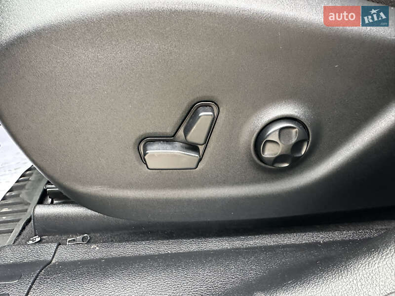 Внедорожник / Кроссовер Jeep Cherokee 2019 в Черкассах