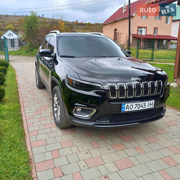 Позашляховик / Кросовер Jeep Cherokee 2020 в  фото Позашляховик / Кросовер Jeep Cherokee 2020 в