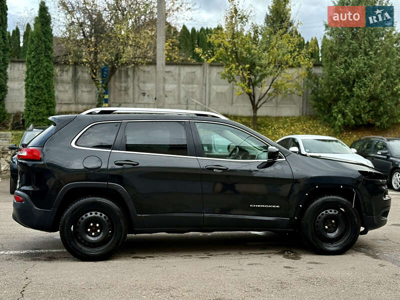 Внедорожник / Кроссовер Jeep Cherokee 2016 в Ровно фото 5 Внедорожник / Кроссовер Jeep Cherokee 2016 в Ровно