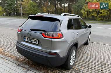 Внедорожник / Кроссовер Jeep Cherokee 2018 в 