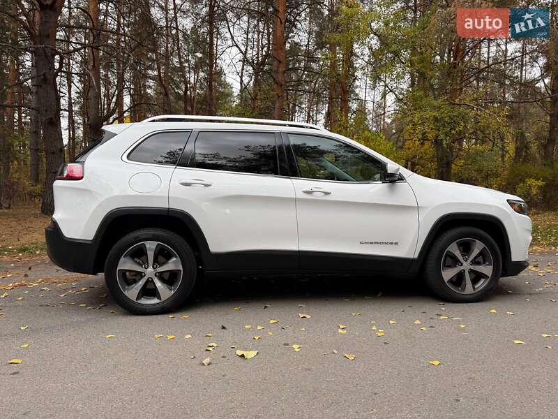 Внедорожник / Кроссовер Jeep Cherokee 2019 в Новомосковске фото 4 Внедорожник / Кроссовер Jeep Cherokee 2019 в Новомосковске