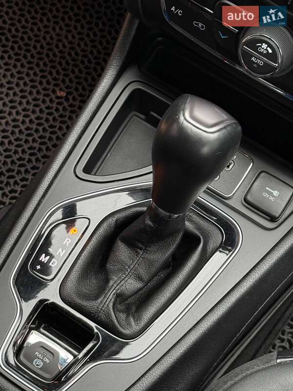 Внедорожник / Кроссовер Jeep Cherokee 2019 в Новомосковске фото 27 Внедорожник / Кроссовер Jeep Cherokee 2019 в Новомосковске