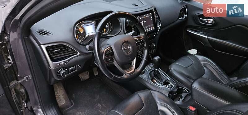 Внедорожник / Кроссовер Jeep Cherokee 2018 в Ровно фото 6 Внедорожник / Кроссовер Jeep Cherokee 2018 в Ровно