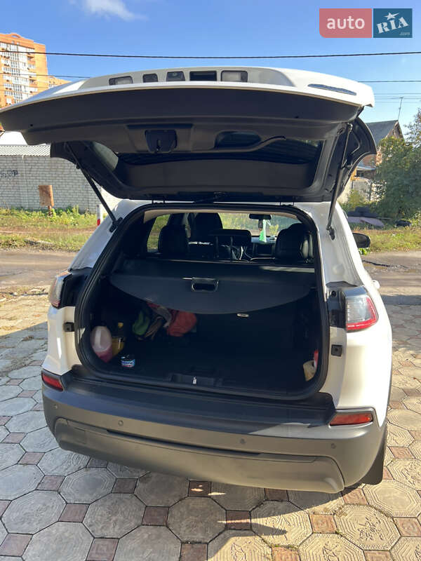 Внедорожник / Кроссовер Jeep Cherokee 2018 в Харькове