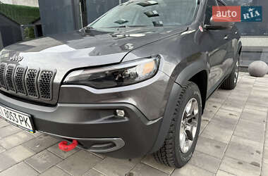 Внедорожник / Кроссовер Jeep Cherokee 2019 в 